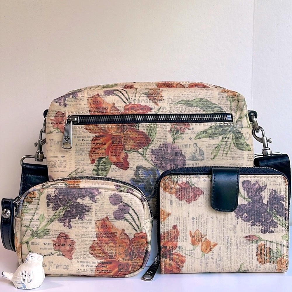 Patricia Nash Floral Print Crossbody Bag Set in Cream, Orange, Purple, Green - Picture 4 of 16